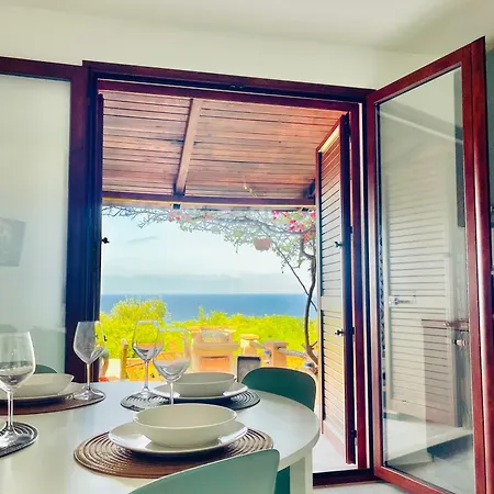 Orange House Nyaraló *